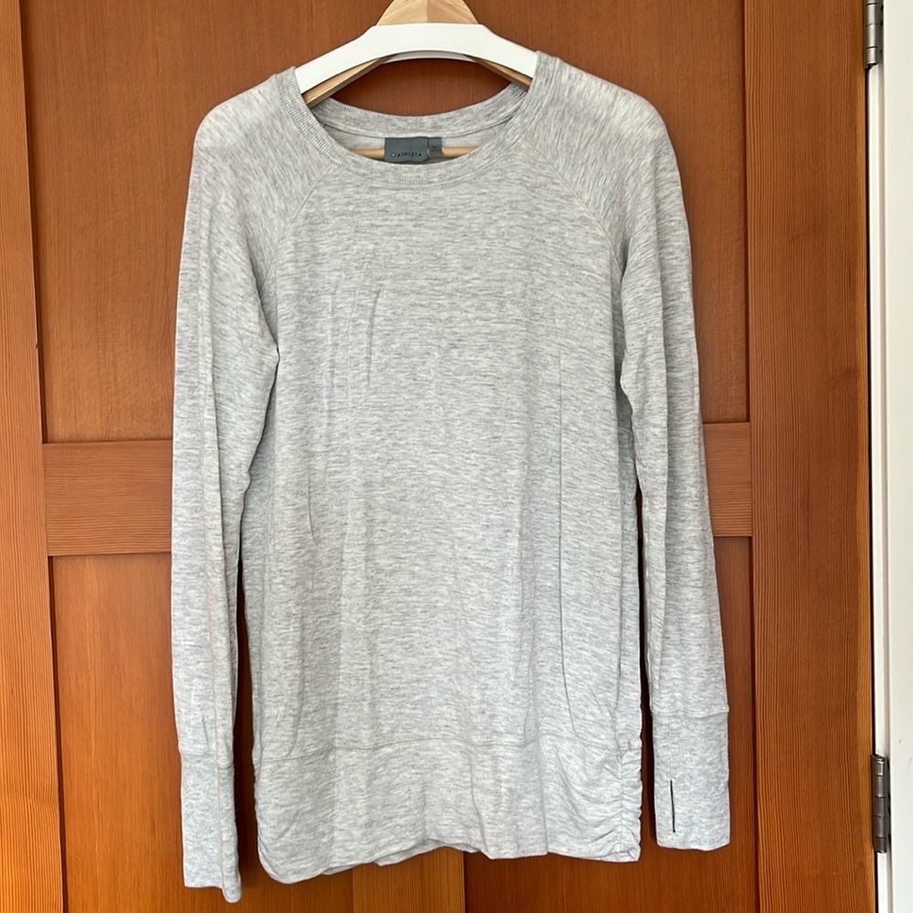 Athleta Light Gray Lightweight Tunic Sweatshirt Sz M